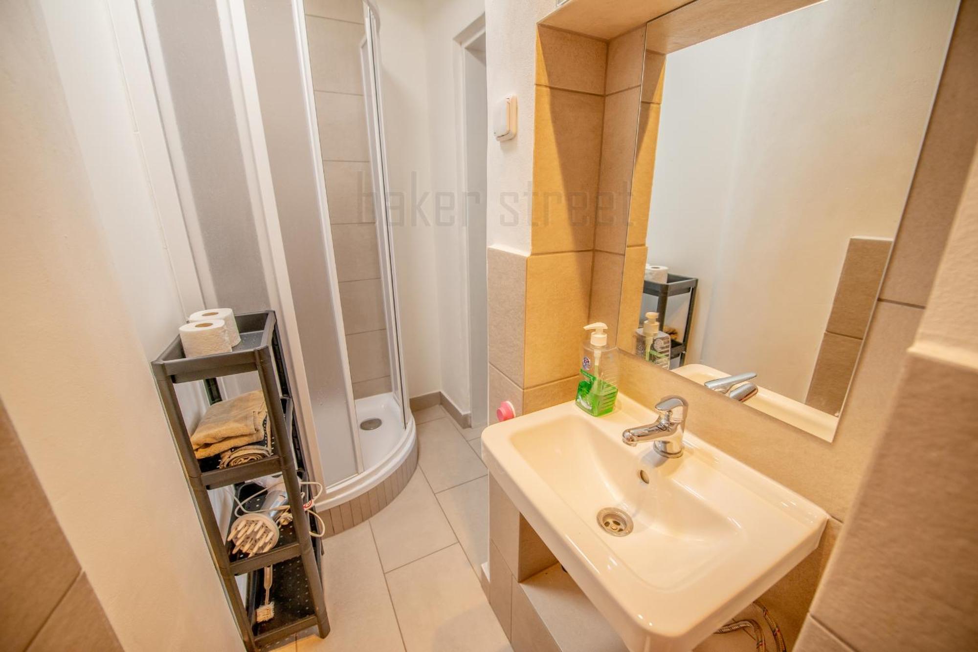 Cozy Apartment Close To Palmovka Prag Dış mekan fotoğraf